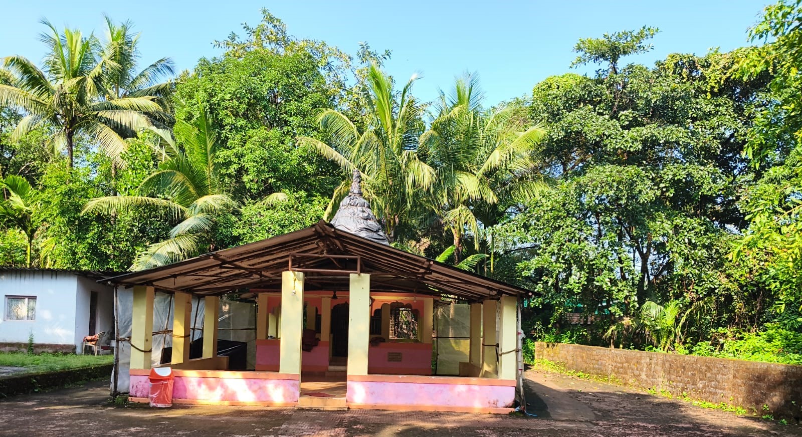 दत्तमंदिर